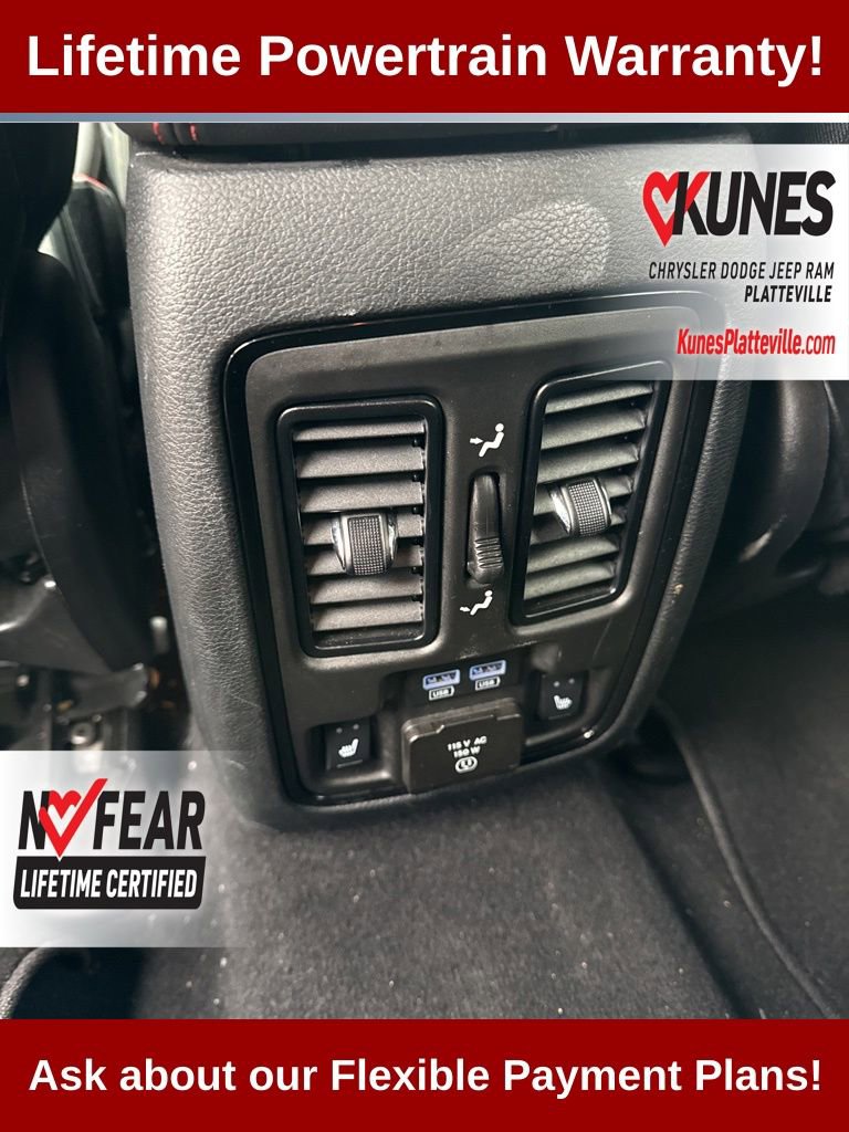 Used 2025 Dodge Durango GT image 21