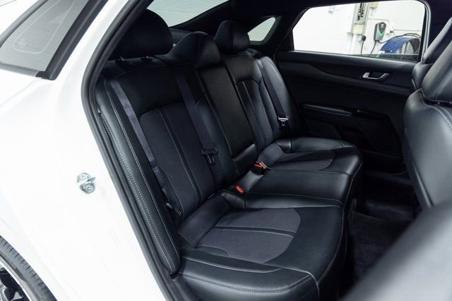 Used 2022 Kia K5 GT-Line image 24