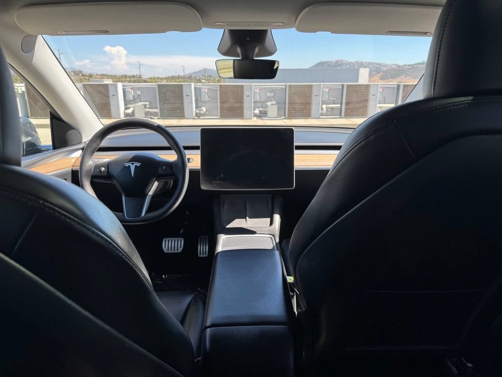 Used 2023 Tesla Model Y Performance AWD/4WD image 11