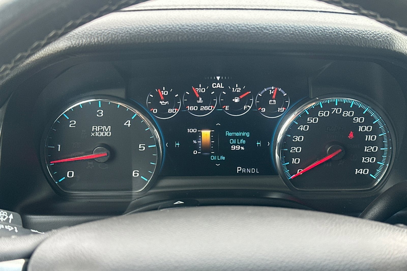 Used 2020 Chevrolet Suburban Premier w/ RST 6.2L Performance Edition RWD image 25