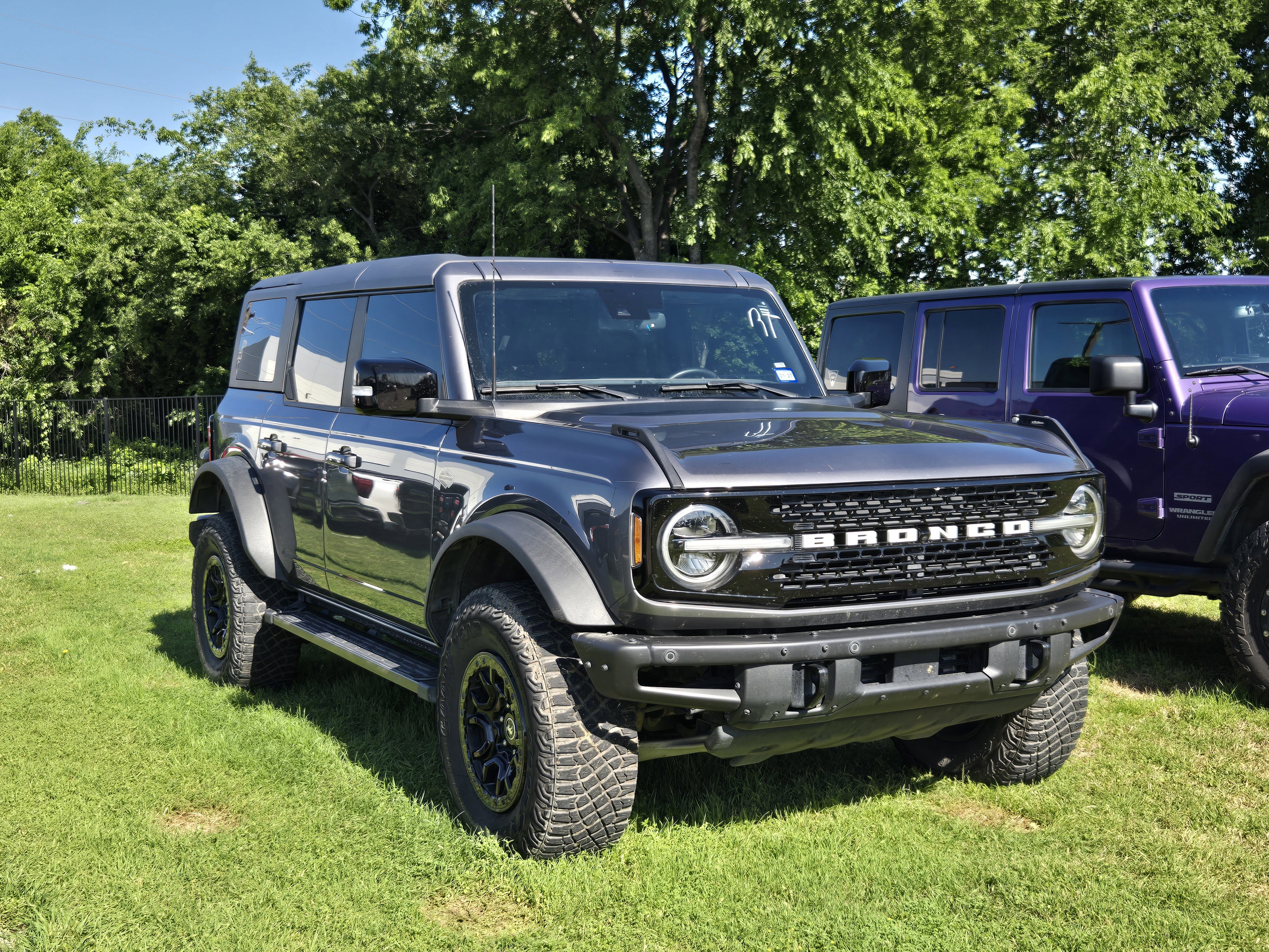 Used 2021 Ford Bronco Wildtrak AWD/4WD video 1