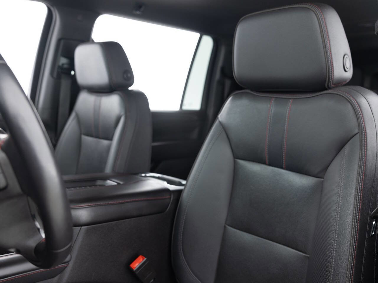 Used 2023 Chevrolet Suburban RST image 26