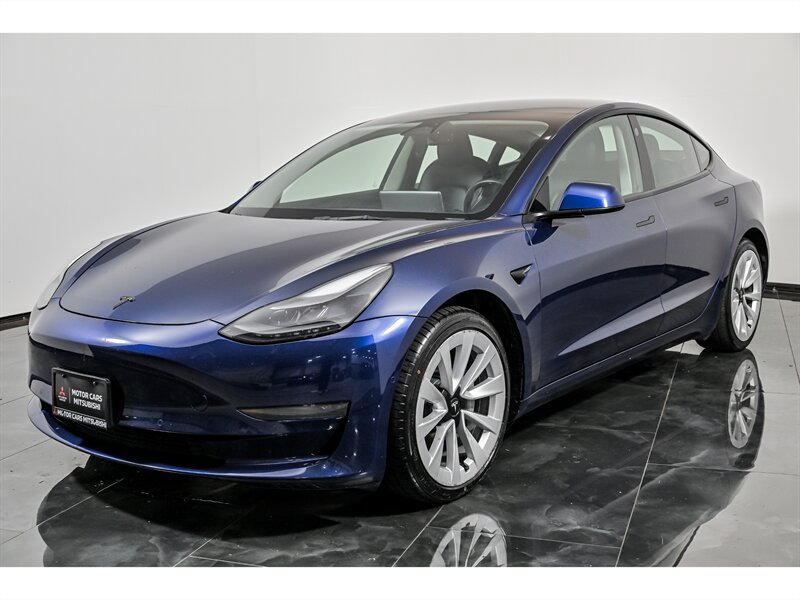 Used 2022 Tesla Model 3 RWD image 5