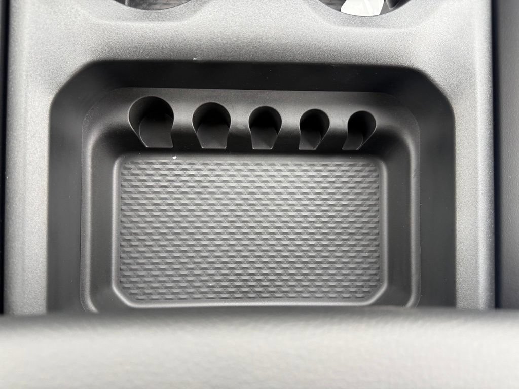 New 2026 RAM 2500 Laramie AWD/4WD image 32