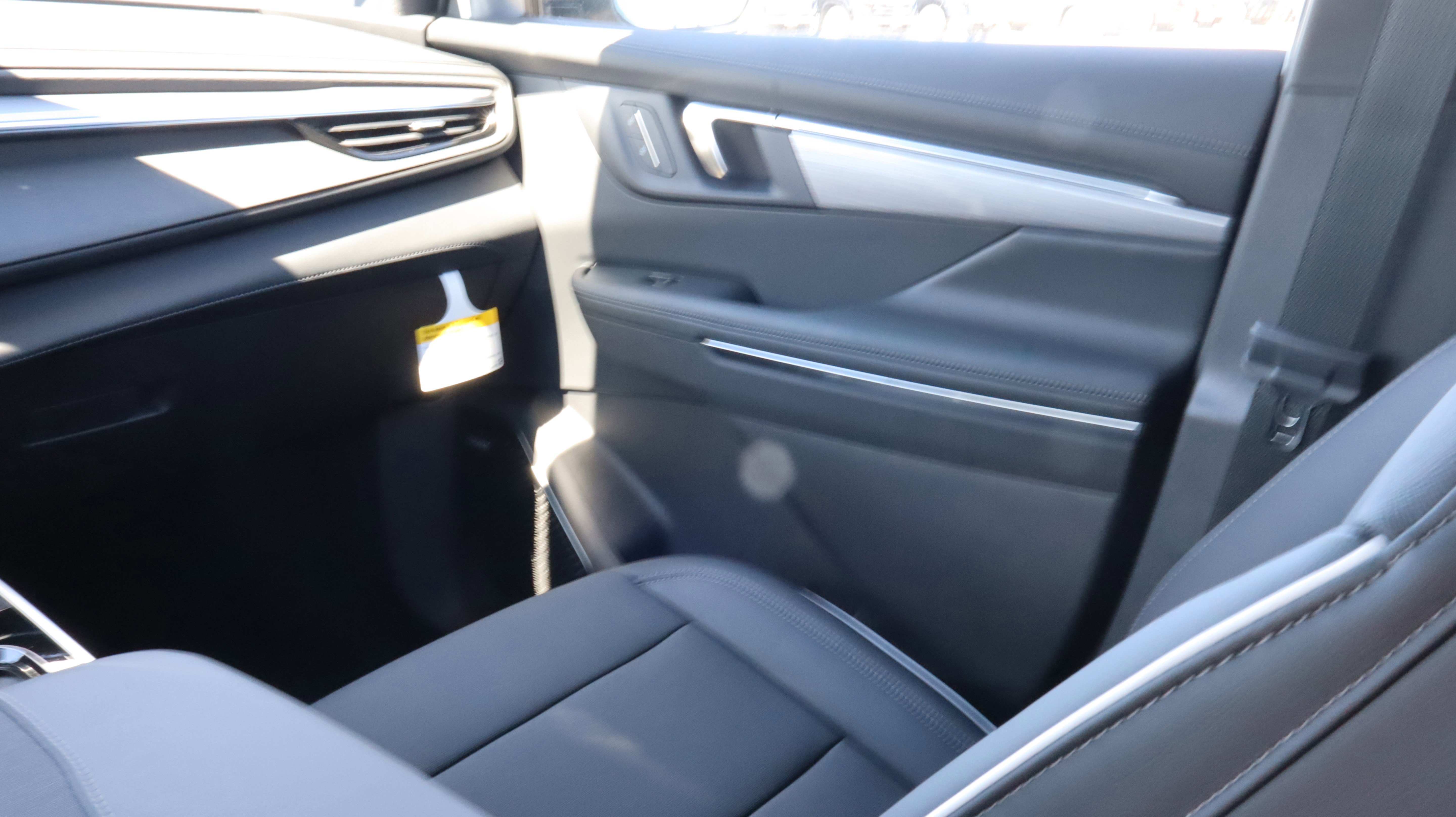 New 2026 Buick Enclave Preferred w/ Power Package AWD/4WD image 10