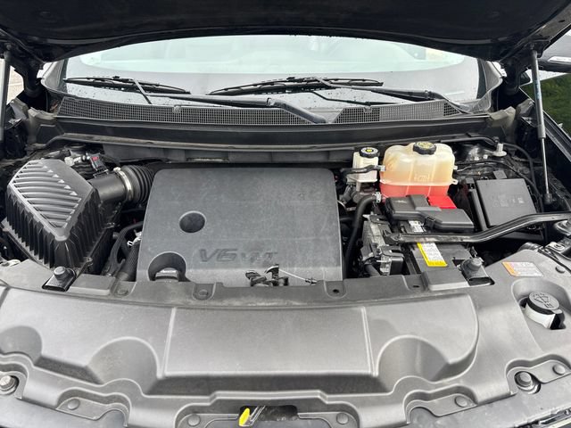 Used 2020 Chevrolet Traverse RS w/ LPO, Floor Liner Package FWD image 22