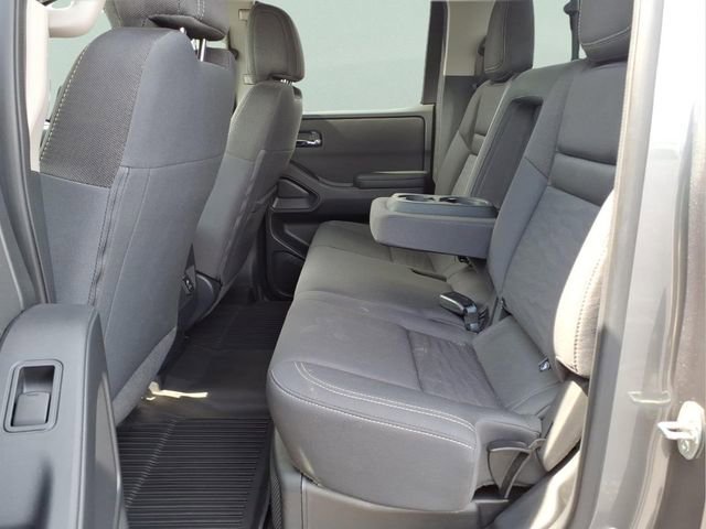 Used 2024 Nissan Frontier SV w/ SV Convenience Package image 18