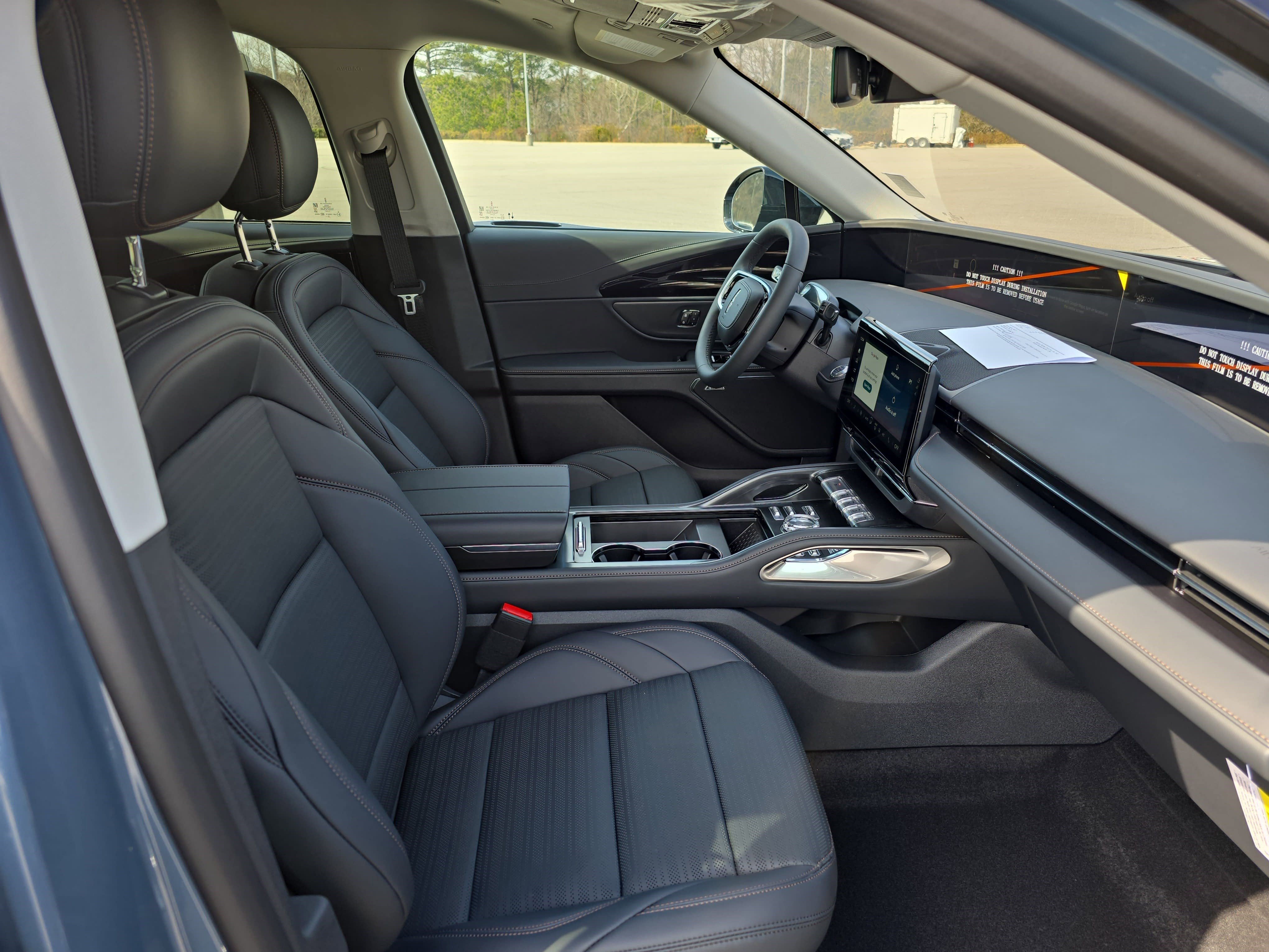 New 2026 Lincoln Nautilus Reserve w/ Jet Appearance Package AWD/4WD image 10
