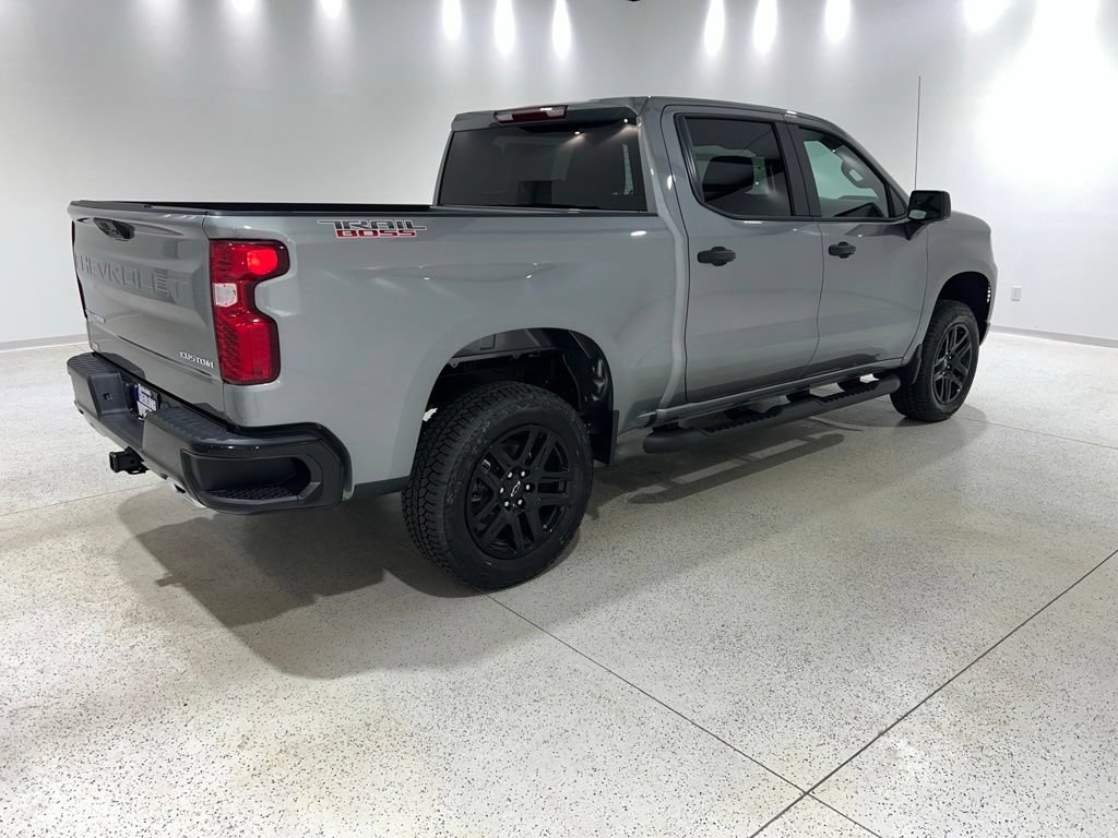 New 2026 Chevrolet Silverado 1500 Custom Trail Boss AWD/4WD image 5