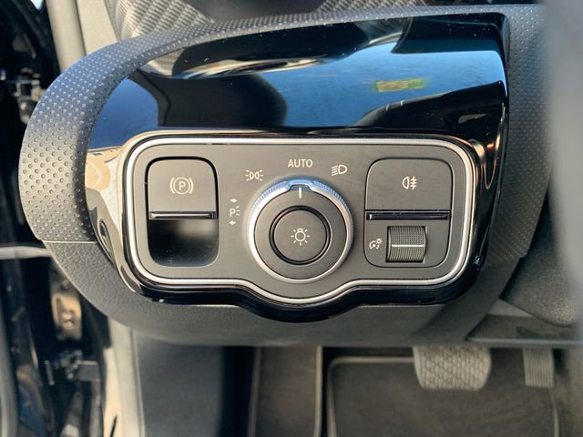 Used 2025 Mercedes-Benz CLA 250 4MATIC image 20