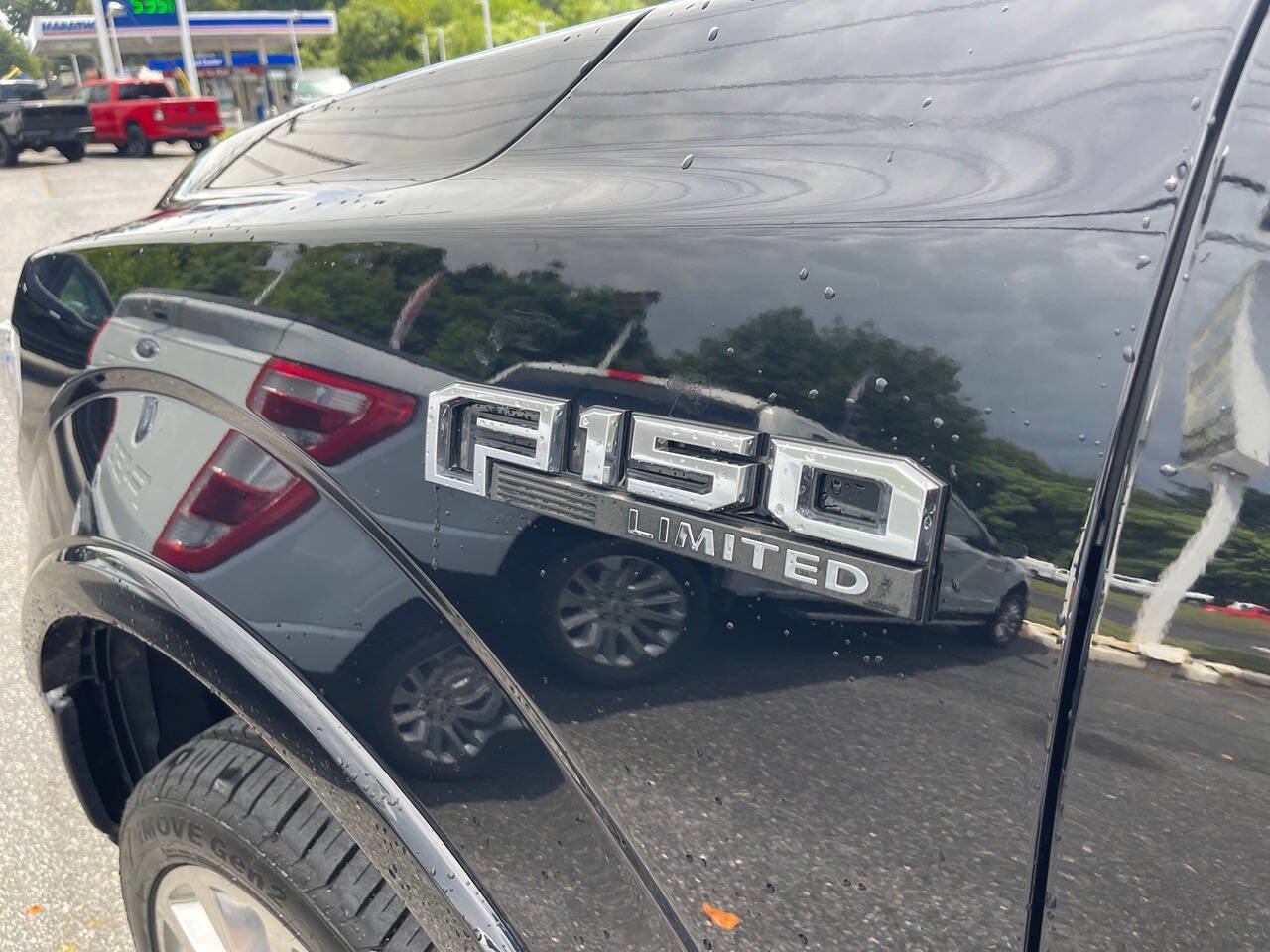 Used 2020 Ford F150 Limited w/ Trailer Tow Package AWD/4WD image 16