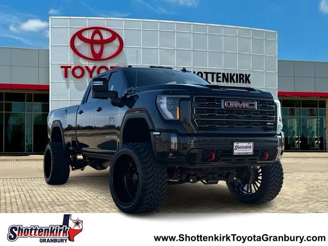 Used 2024 GMC Sierra 2500 AT4 w/ Max Trailering Package