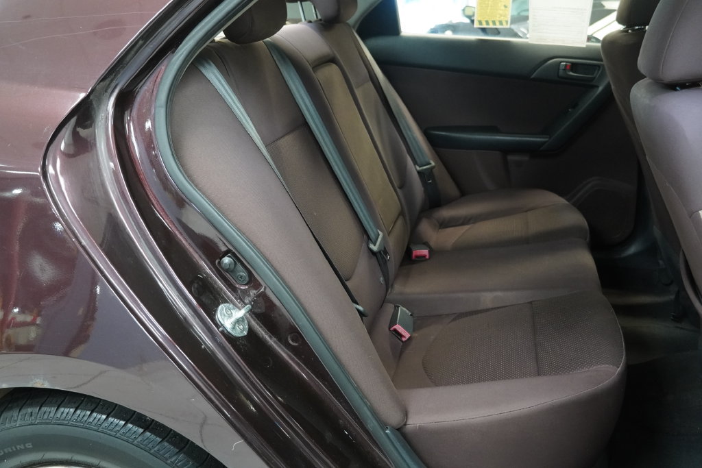 Used 2010 Kia Forte EX FWD image 47