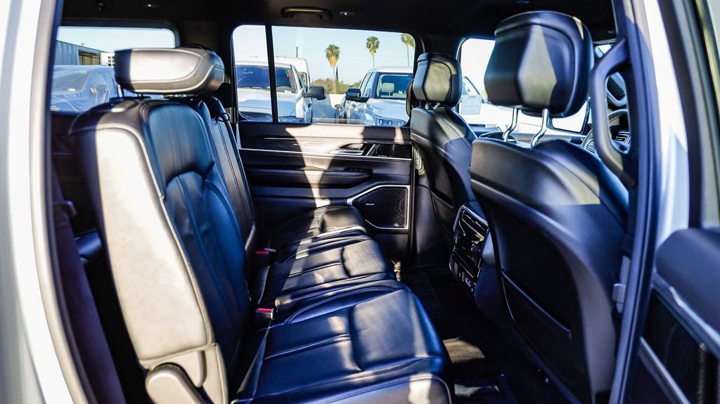 Used 2022 Jeep Wagoneer Series II image 19