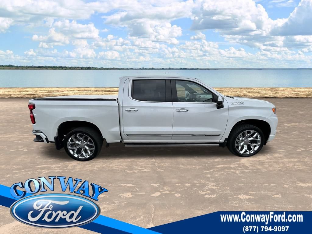 Used 2022 Chevrolet Silverado 1500 High Country w/ High Country Premium Package image 4