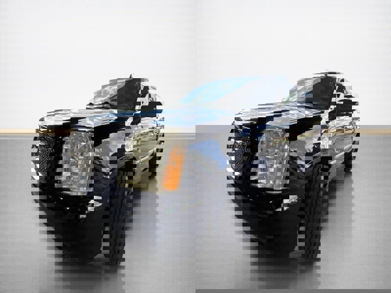 Used 2014 GMC Yukon XL Denali image 8