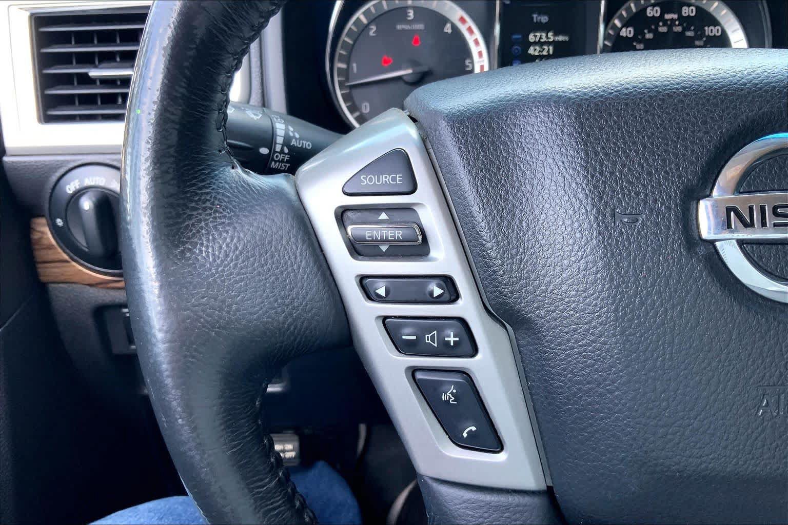 Used 2019 Nissan Titan SL w/ Chrome Package AWD/4WD image 24