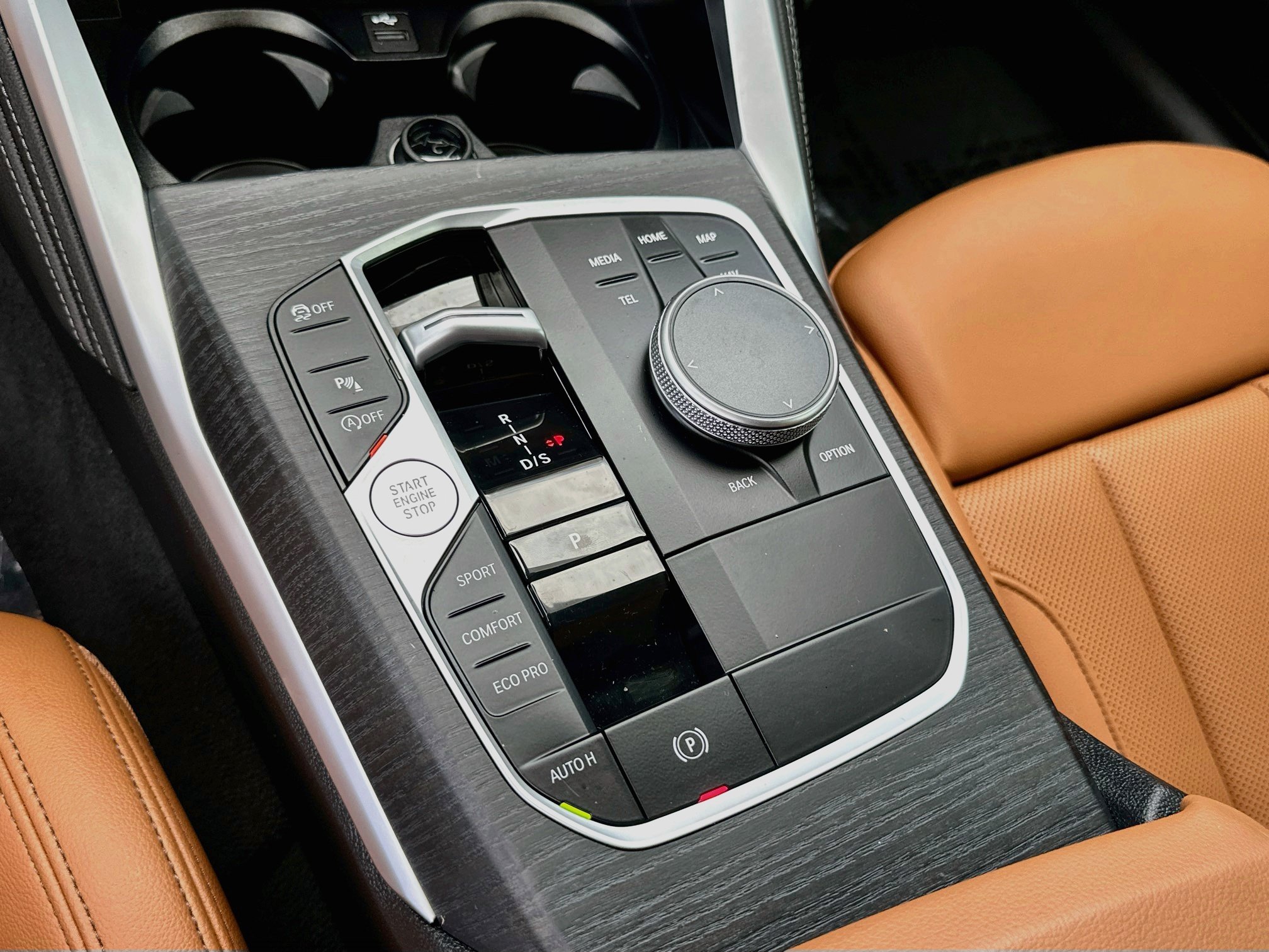 Certified 2025 BMW 430i Coupe w/ M Sport Package RWD image 18