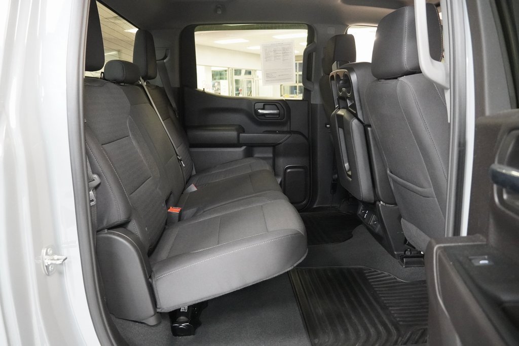 Used 2024 Chevrolet Silverado 1500 Custom Trail Boss w/ LPO, Dark Essentials Package image 27