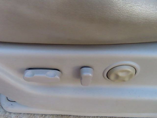 Used 2007 GMC Yukon Denali image 23