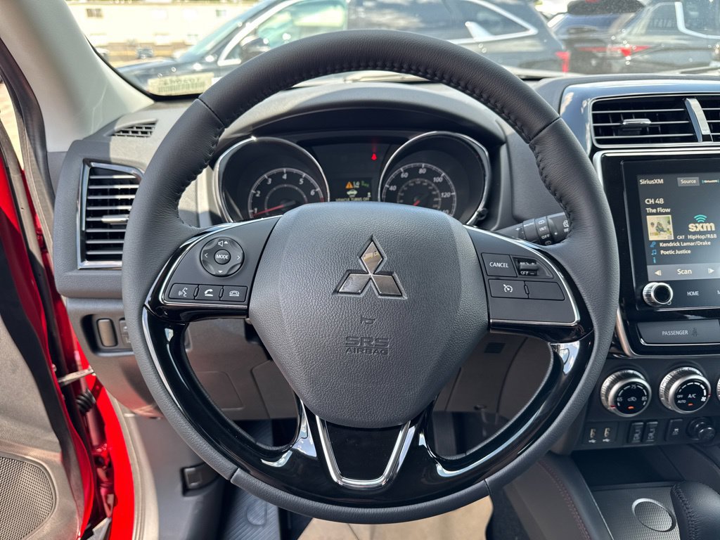 New 2027 Mitsubishi Outlander Sport SE FWD image 8