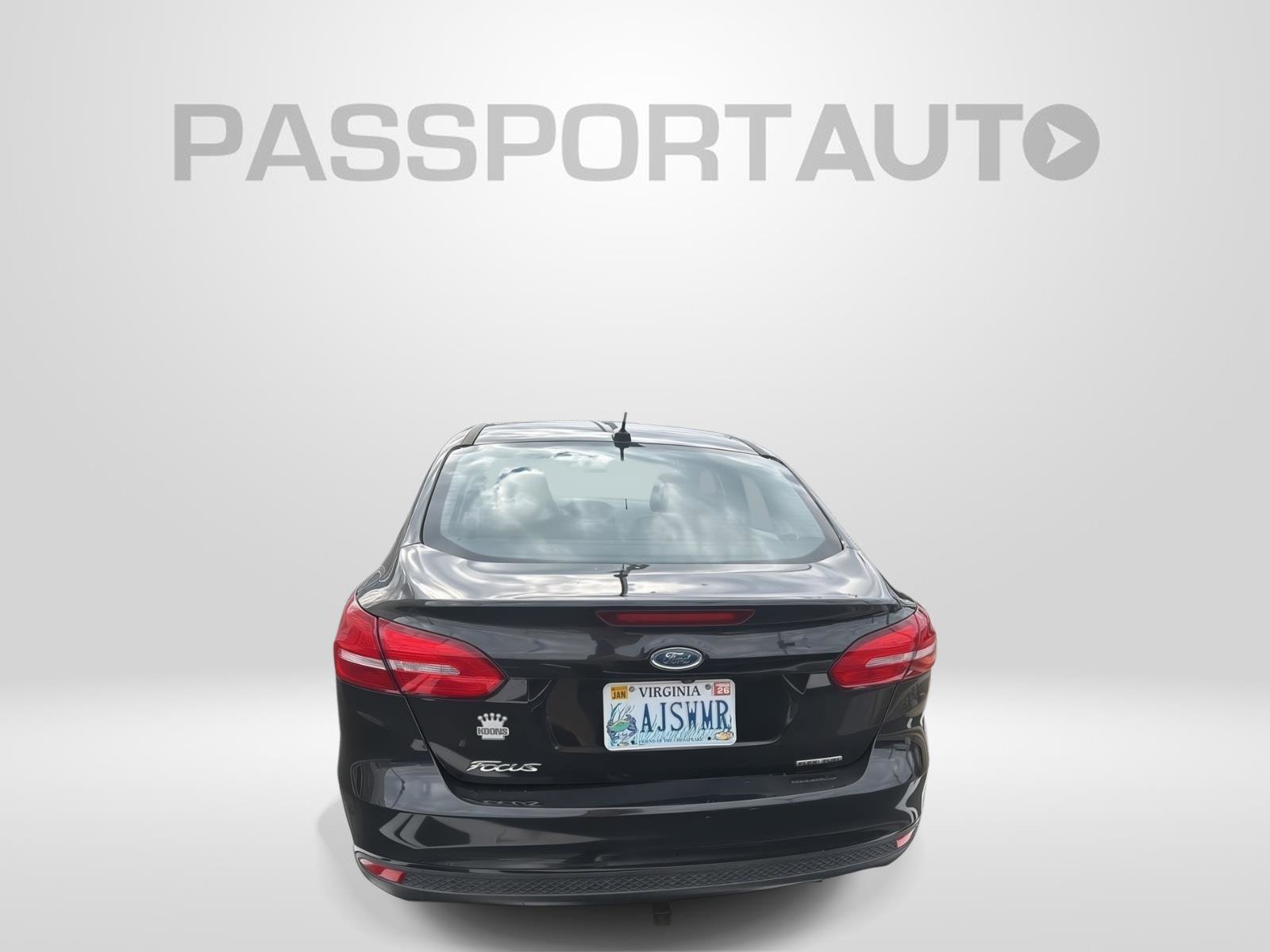 Used 2015 Ford Focus S image 32