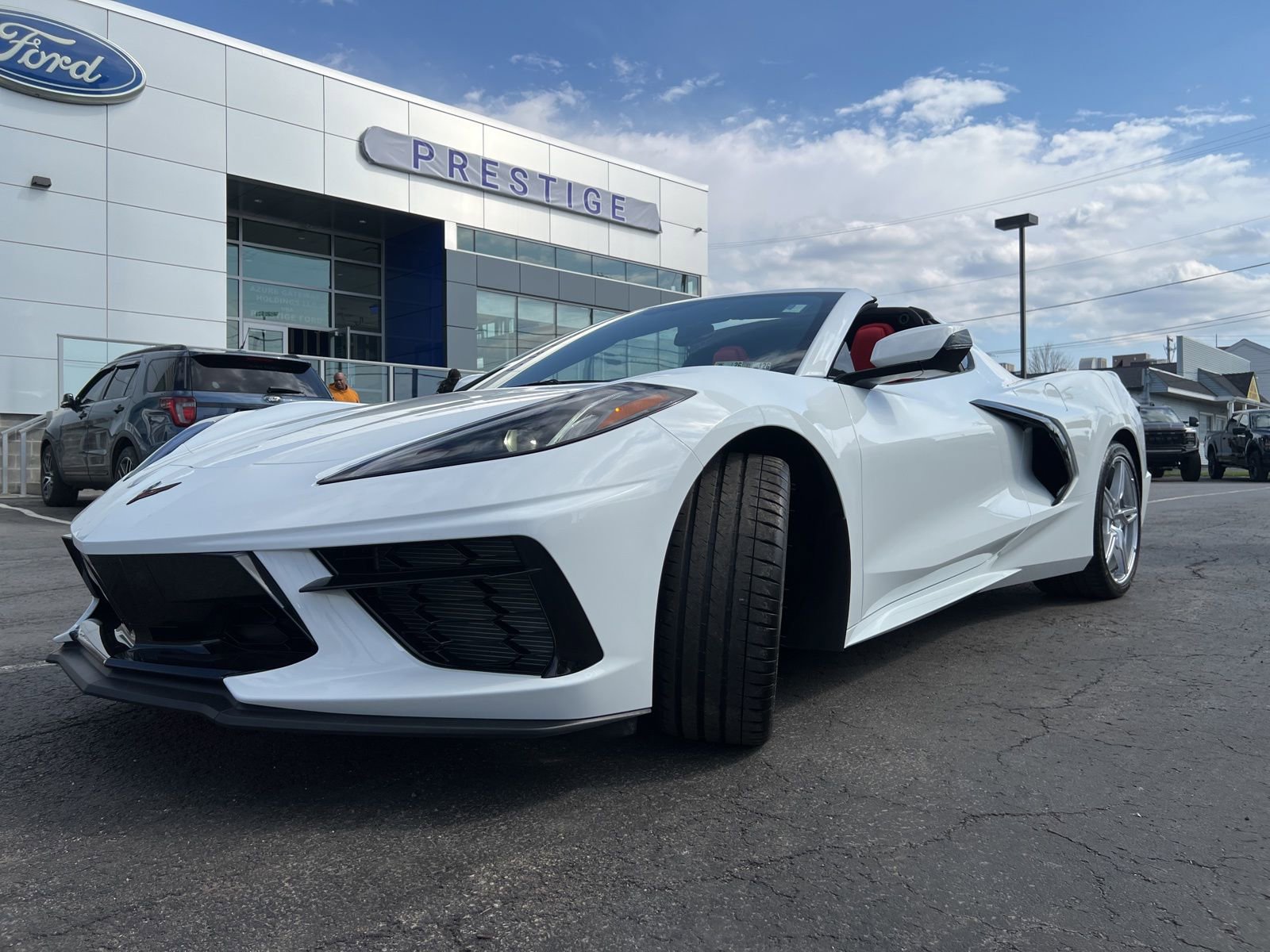 Used 2023 Chevrolet Corvette Stingray Coupe w/ Z51 Performance Package image 39
