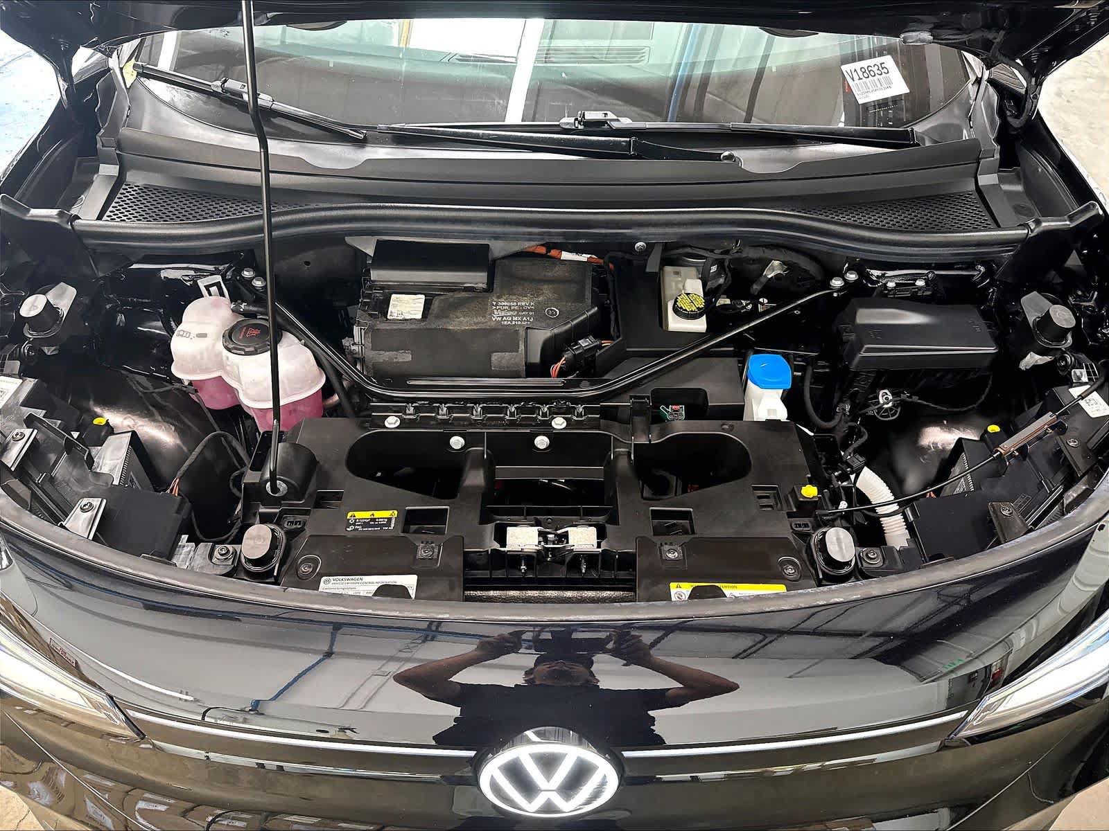 Used 2023 Volkswagen ID.4 Pro S AWD/4WD image 33