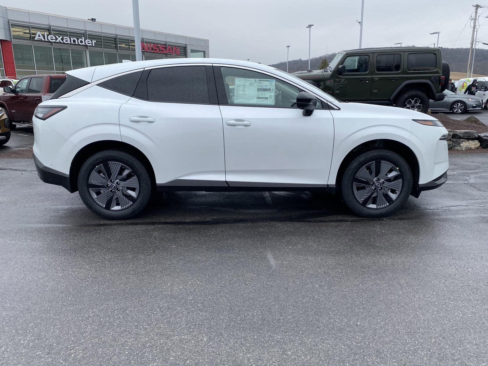 New 2025 Nissan Murano SL image 2