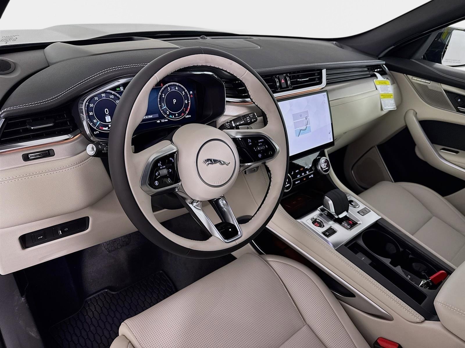 New 2026 Jaguar F-PACE R-Dynamic S AWD/4WD image 9