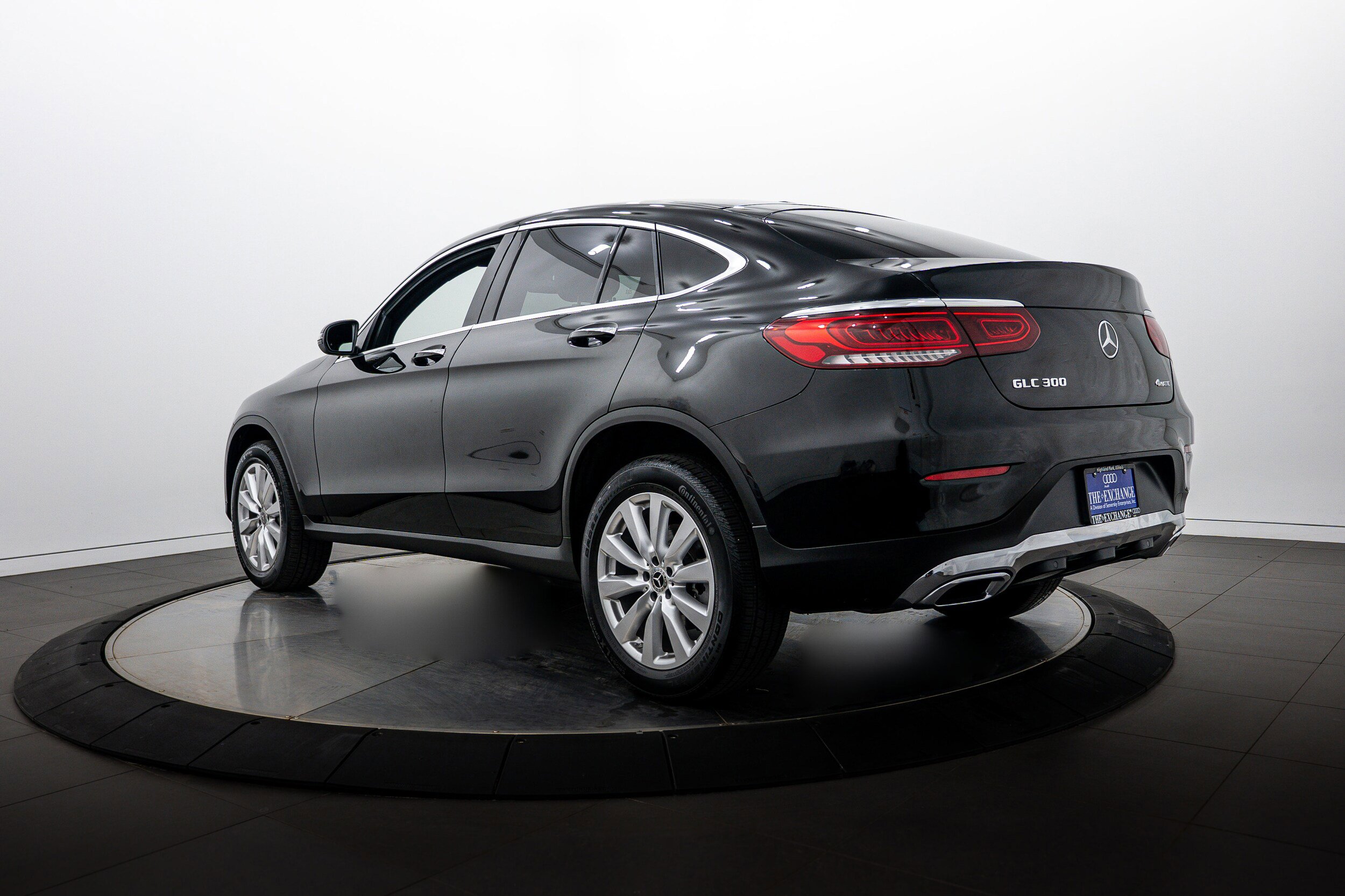 Used 2020 Mercedes-Benz GLC 300 4MATIC Coupe image 5