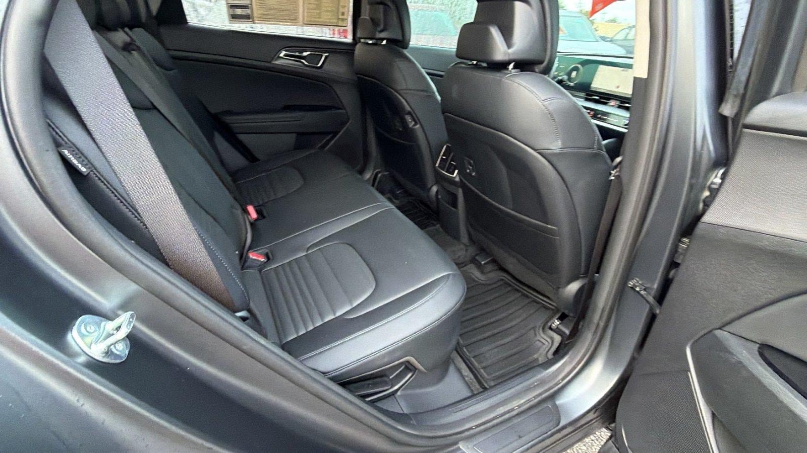 Used 2025 Kia Sportage SX Prestige AWD/4WD image 22