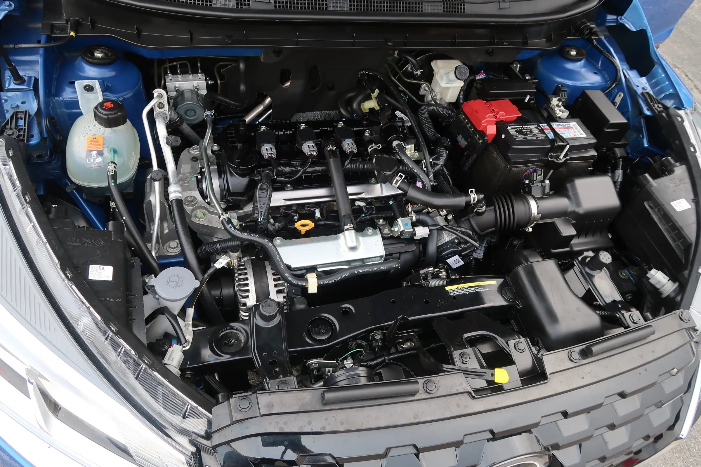 Used 2024 Nissan Kicks S image 38