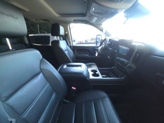 Used 2019 GMC Sierra 2500 Denali AWD/4WD image 14