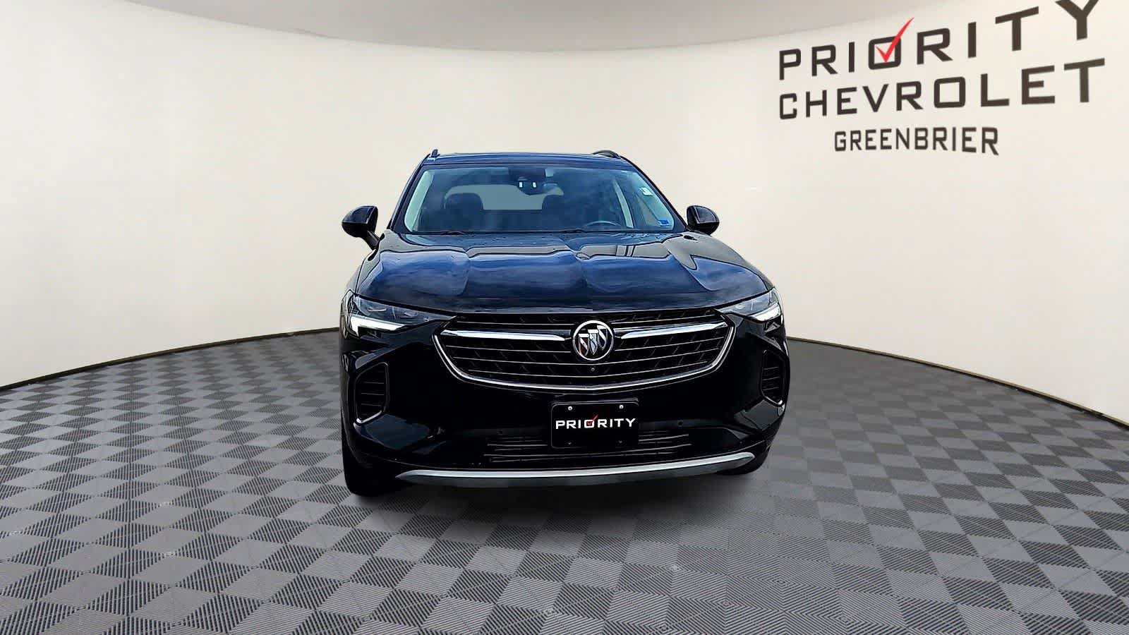 Used 2022 Buick Envision Essence w/ Technology Package II FWD image 3