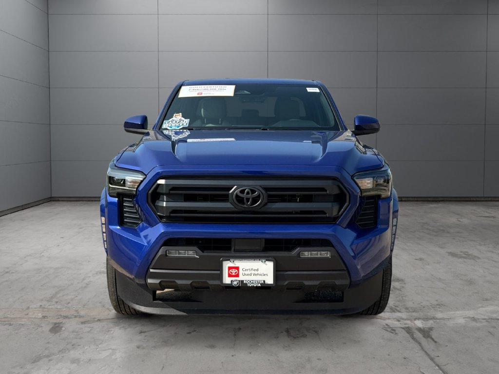 Certified 2025 Toyota Tacoma SR5 AWD/4WD image 8