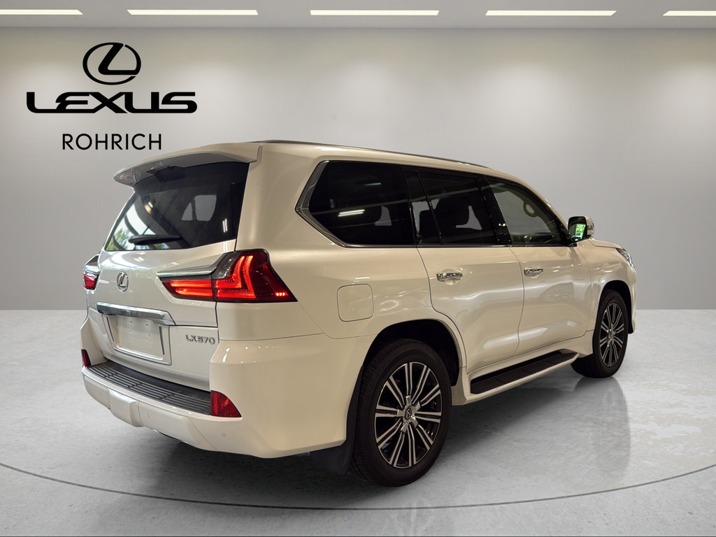 Used 2018 Lexus LX 570 4WD w/ Luxury Package image 6