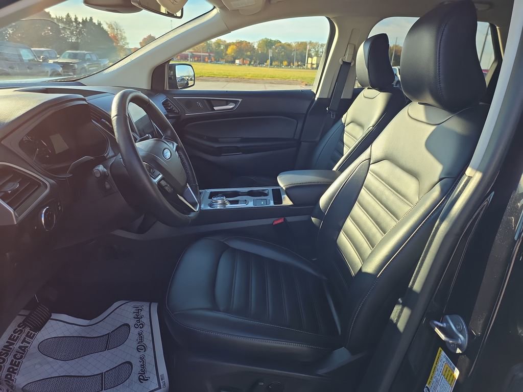 Used 2023 Ford Edge SEL w/ Convenience Package image 20