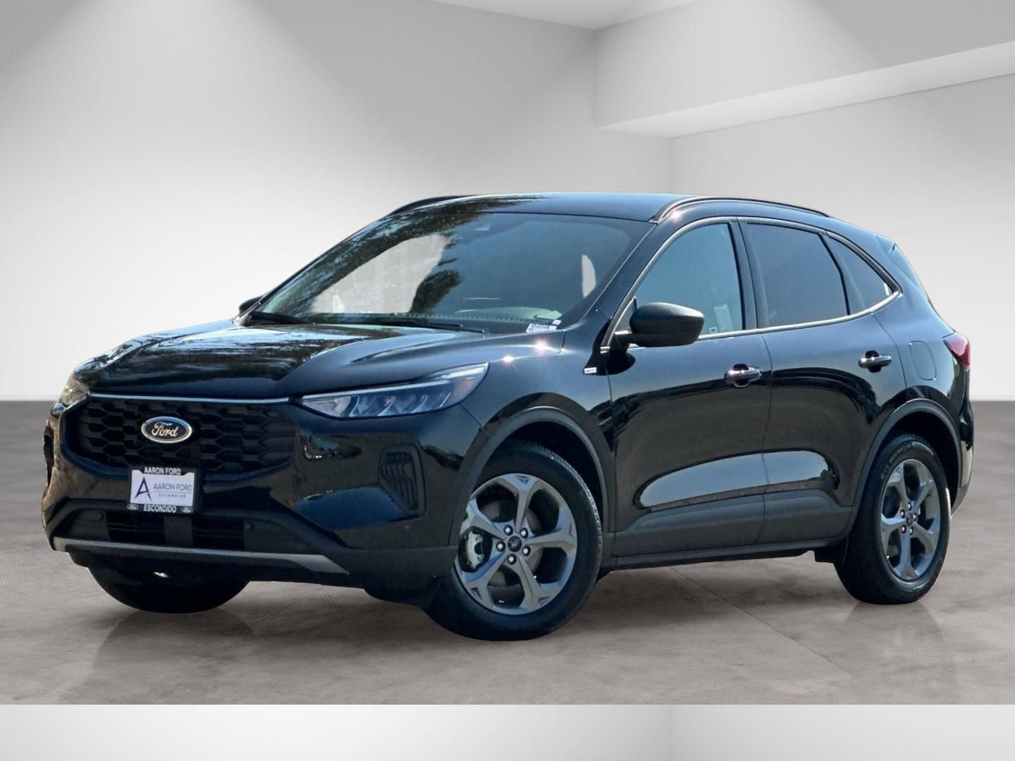 Used 2025 Ford Escape ST-Line w/ Equipment Group 301A FWD image 2