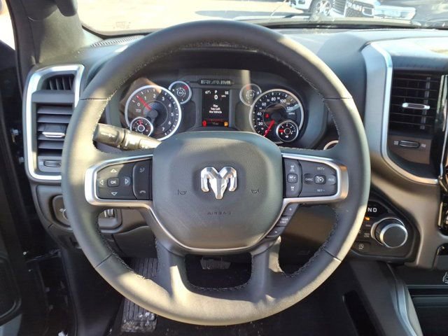 New 2026 RAM 1500 4x4 Crew Cab image 11