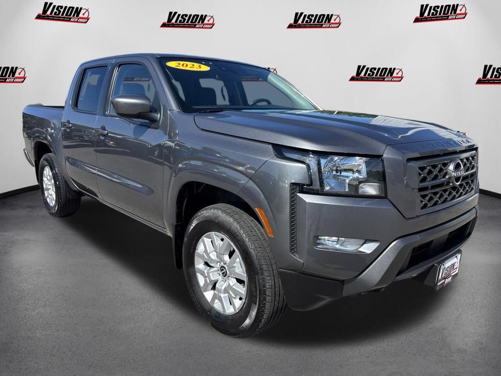 Used 2023 Nissan Frontier SV w/ SV Convenience Package AWD/4WD image 3
