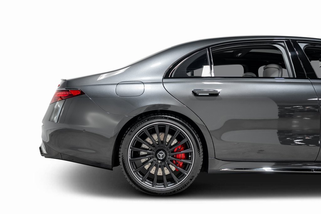 Used 2025 Mercedes-Benz S 63 AMG S image 27