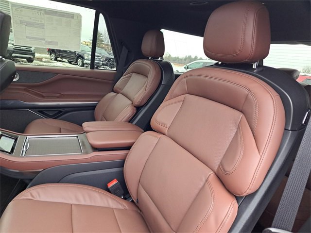 New 2026 Lincoln Navigator Reserve image 44