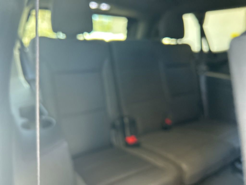 Used 2023 Chevrolet Suburban LS image 30