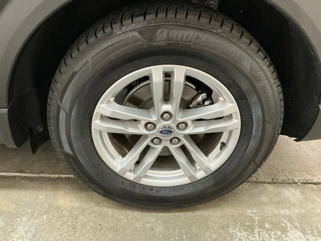 Used 2022 Ford Explorer 2WD image 9