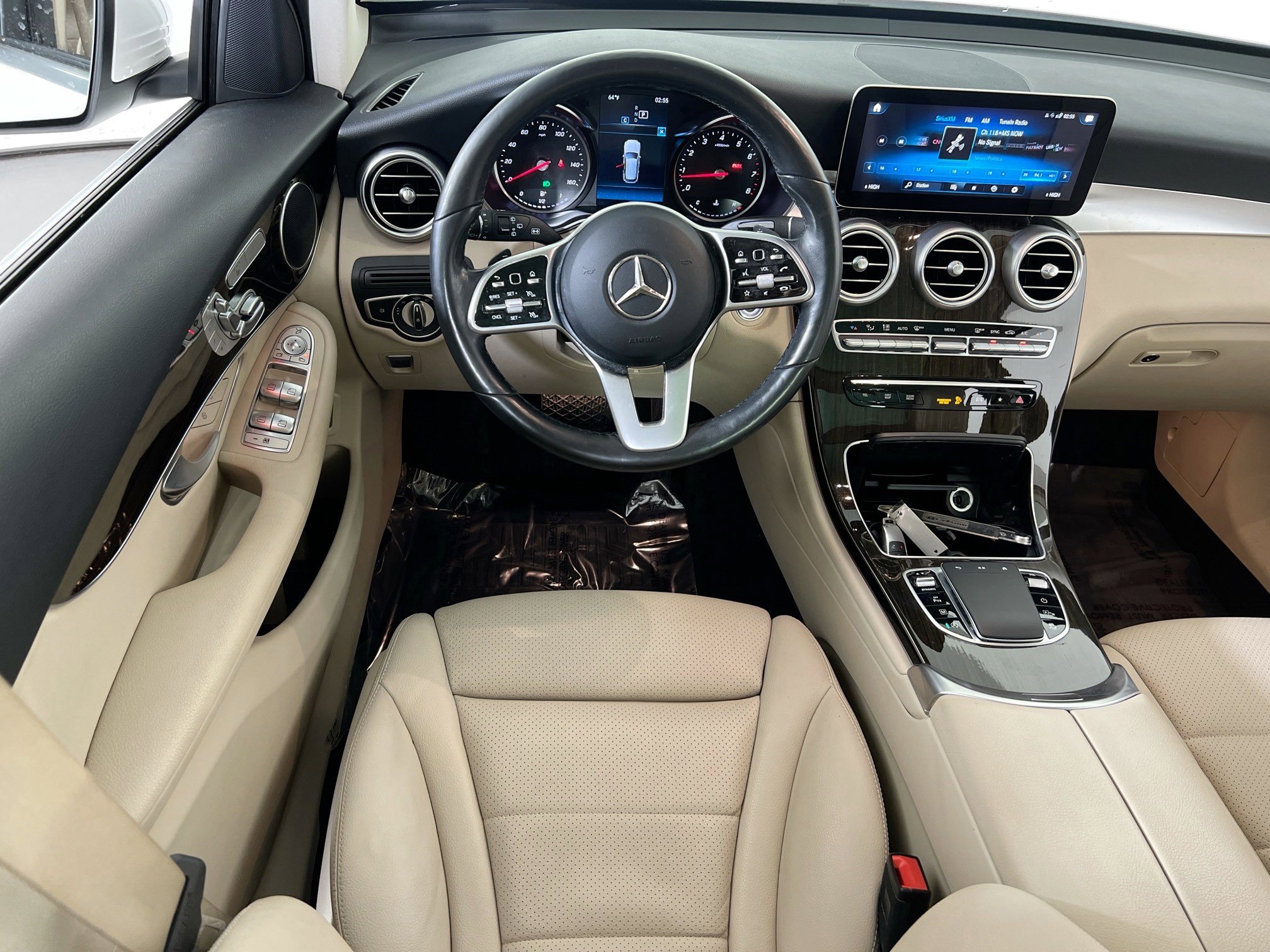 Used 2021 Mercedes-Benz GLC 300 4MATIC image 22
