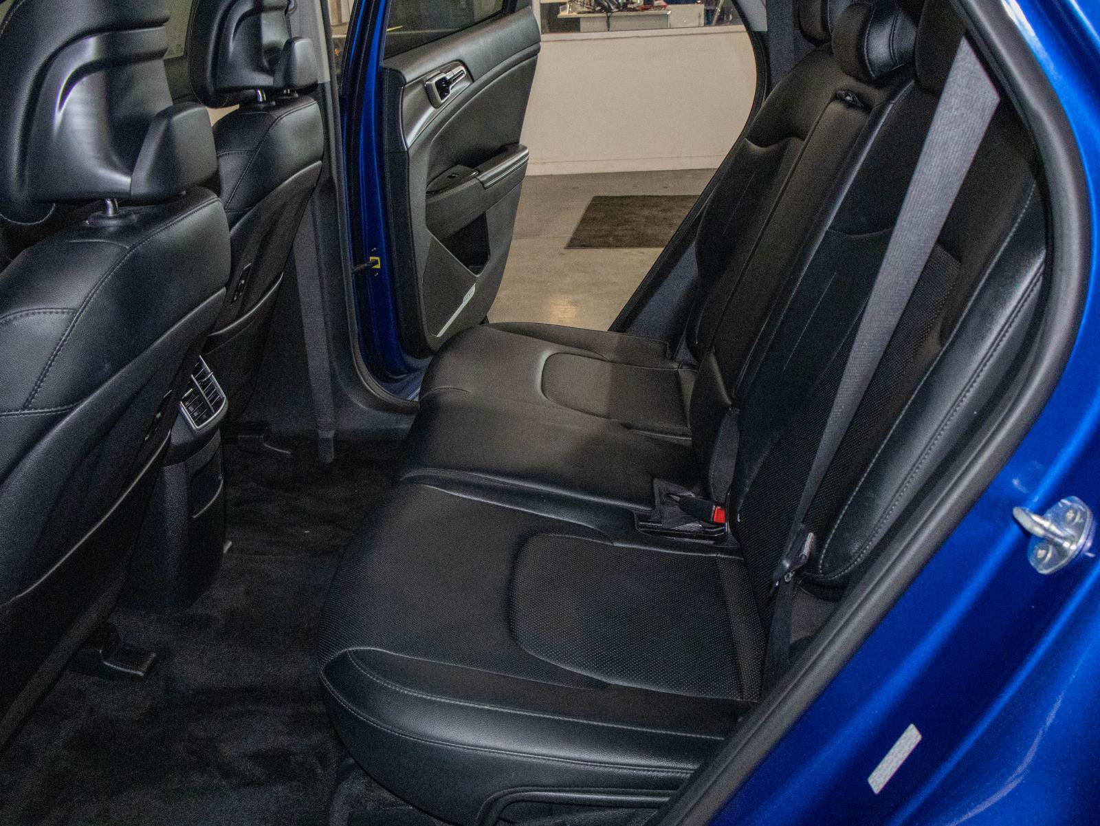 Used 2023 Kia Sportage SX image 15