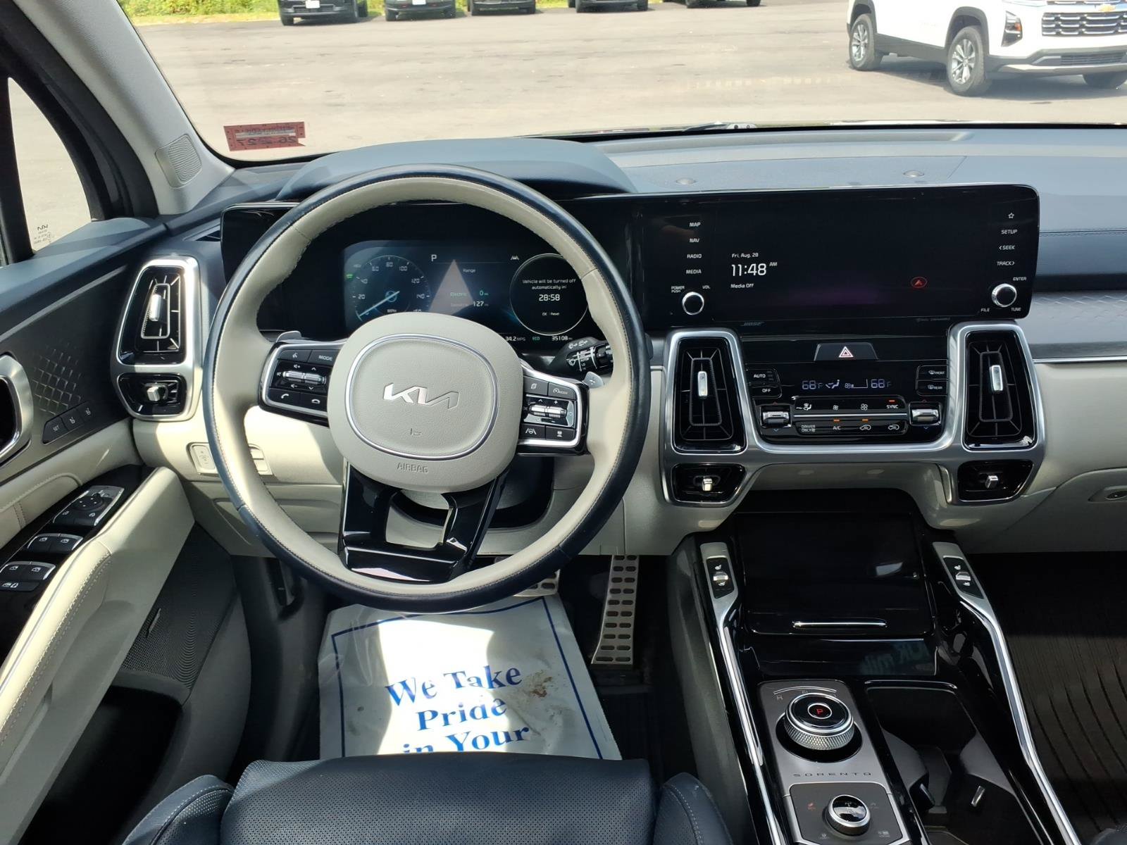 Used 2024 Kia Sorento SX Prestige AWD/4WD image 9