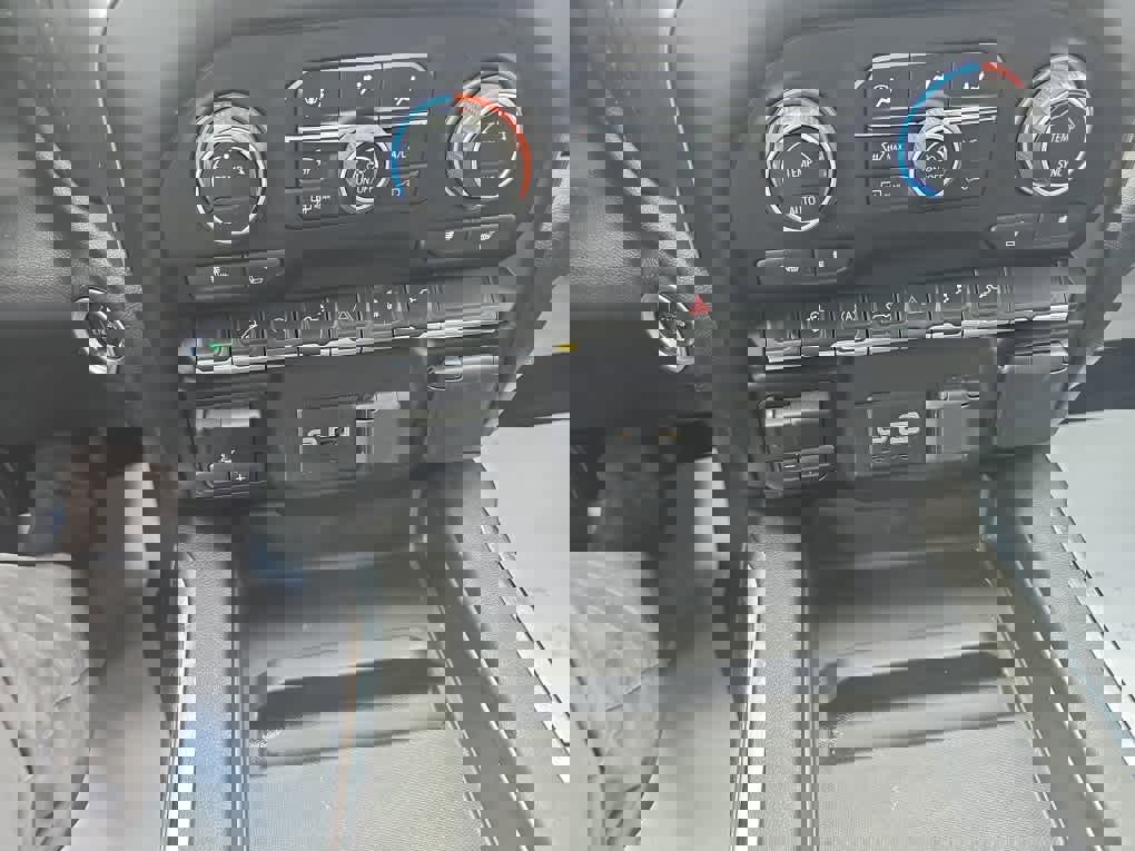 Used 2022 Chevrolet Silverado 1500 RST w/ All Star Edition Plus image 21