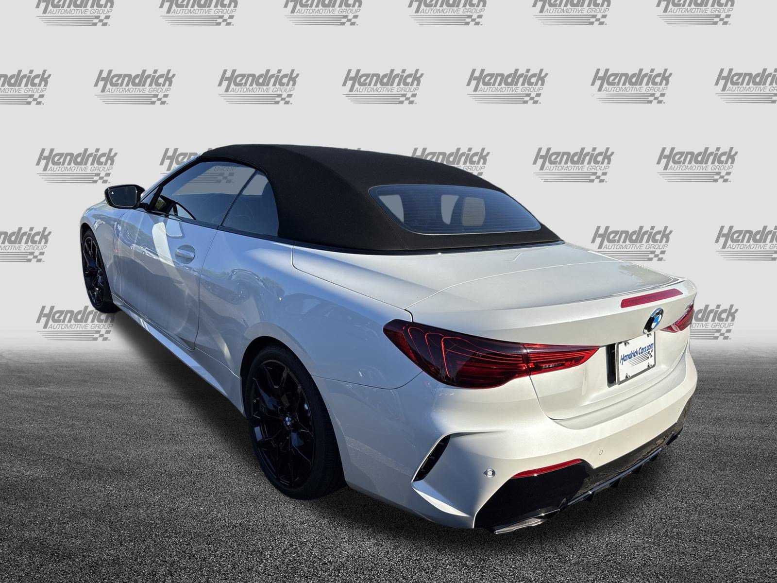 Certified 2025 BMW M440i Convertible w/ Premium Package RWD image 9